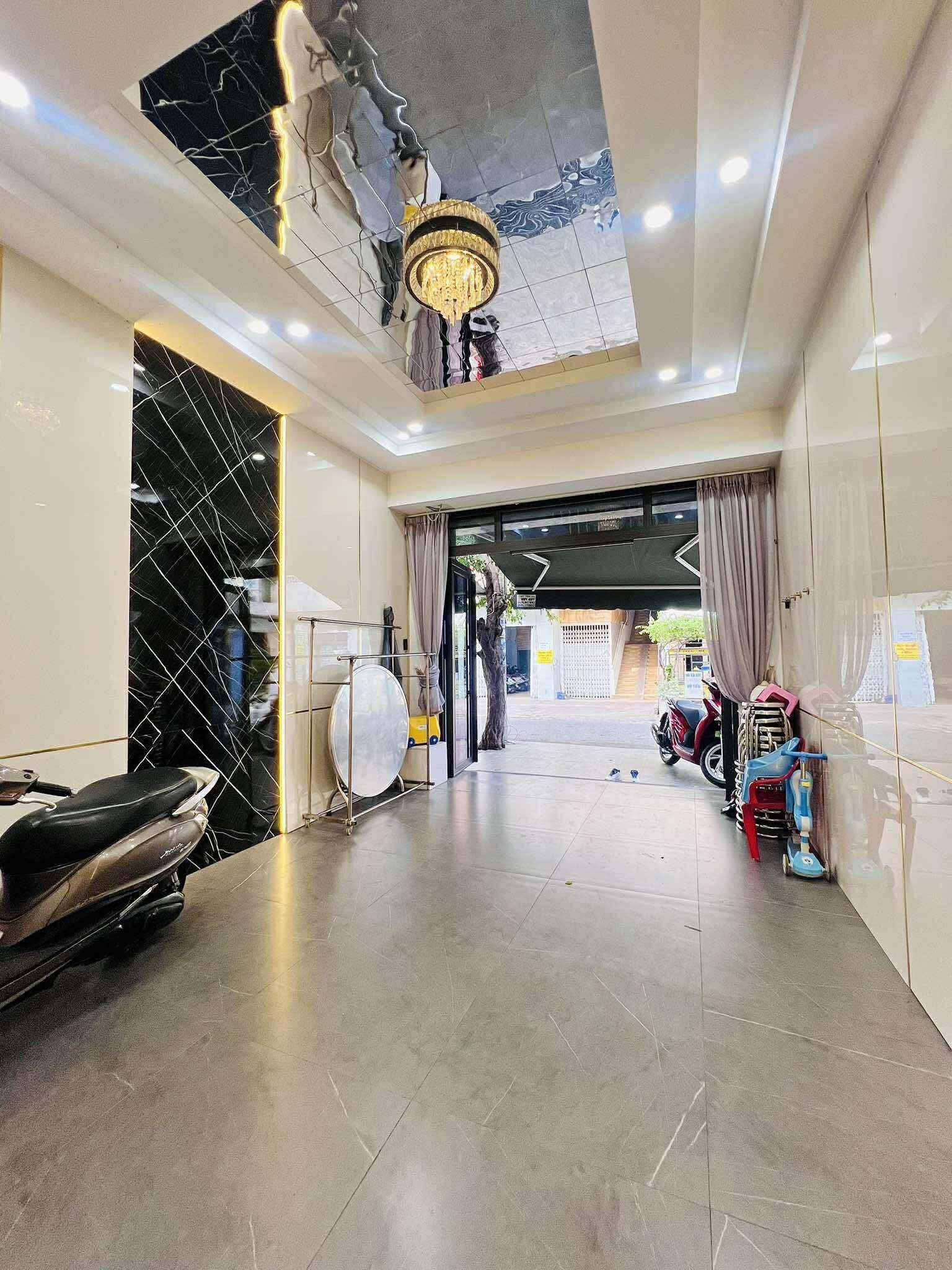 Bán nhà phố Độc Lập Tân Phú gần Aeon Mall SHR giá chỉ 9.6 tỷ – còn TL - Ảnh chính
